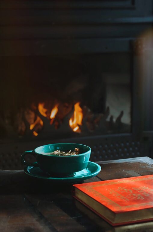 Cozy Evenings Without Screens: Relax and Recharge Naturally